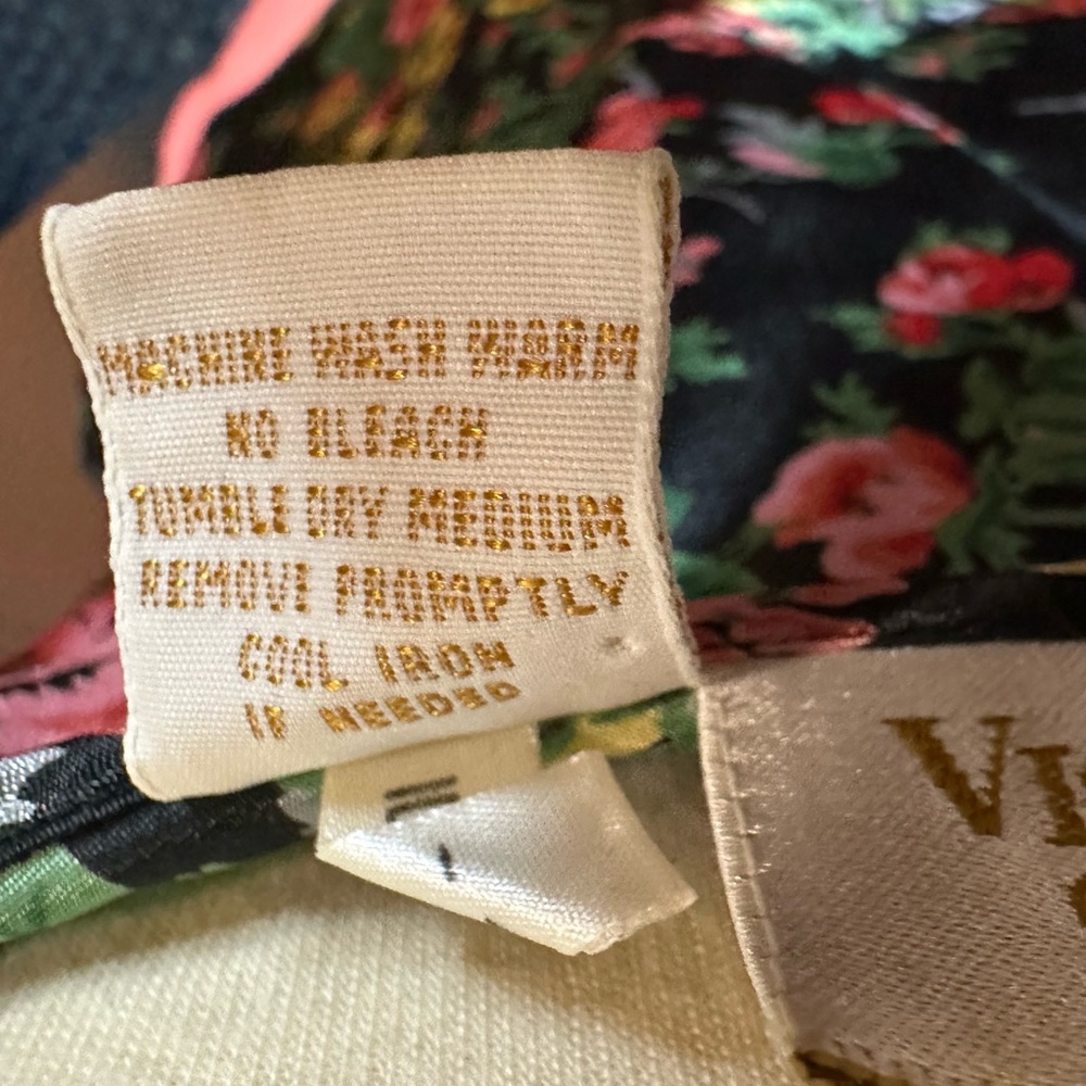 Victoria's Secret Black and Pink Floral Vintage Camisole Size Small - Picture 8 of 8